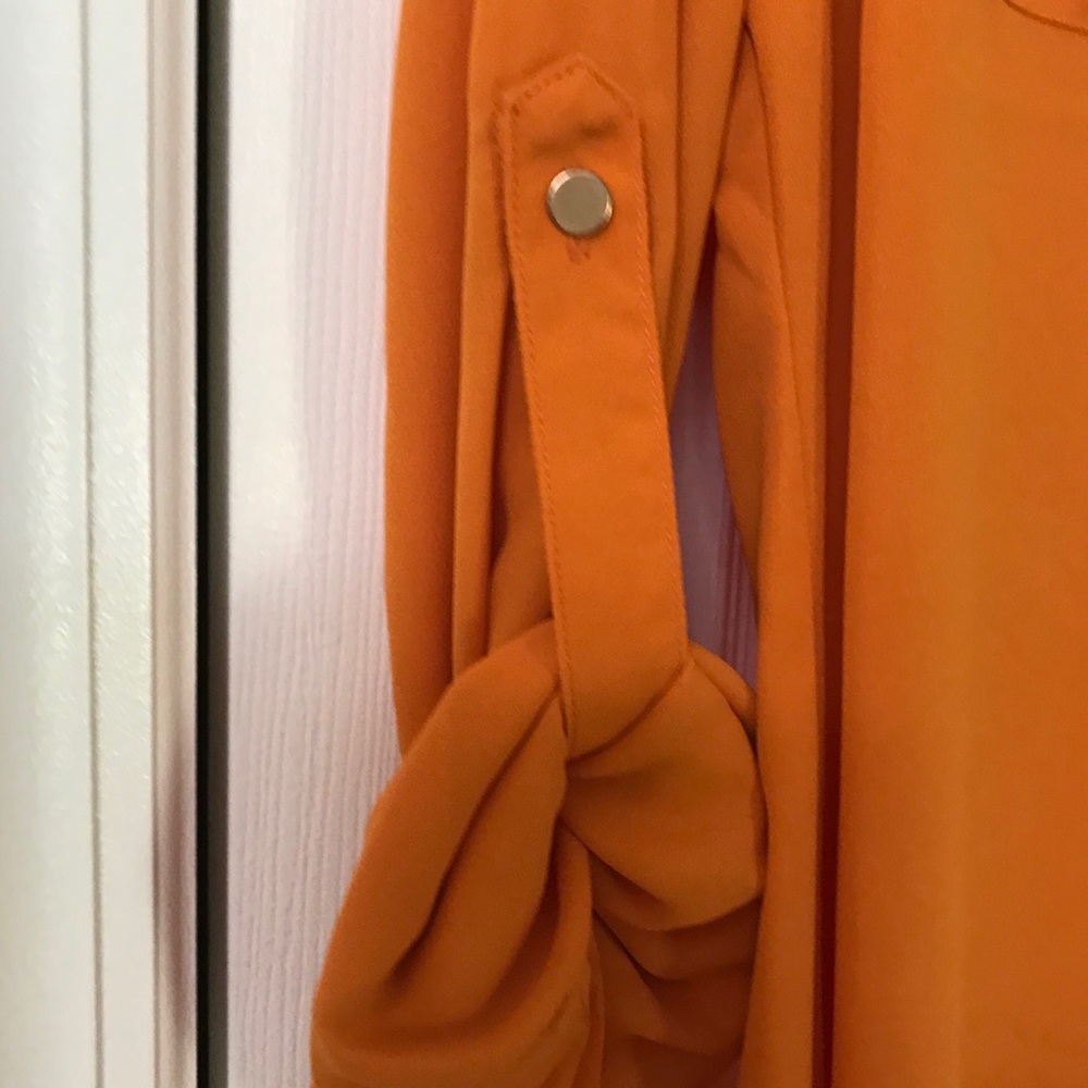 🎉HPx2🎉 Roll-Tab Utility Shirt in Sunrise Orange - Picture 4 of 7